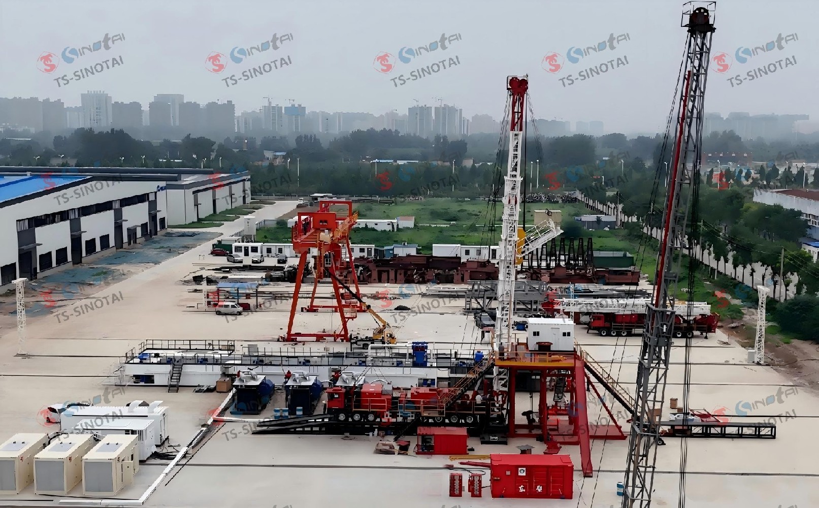 What is no guy-line workover rig